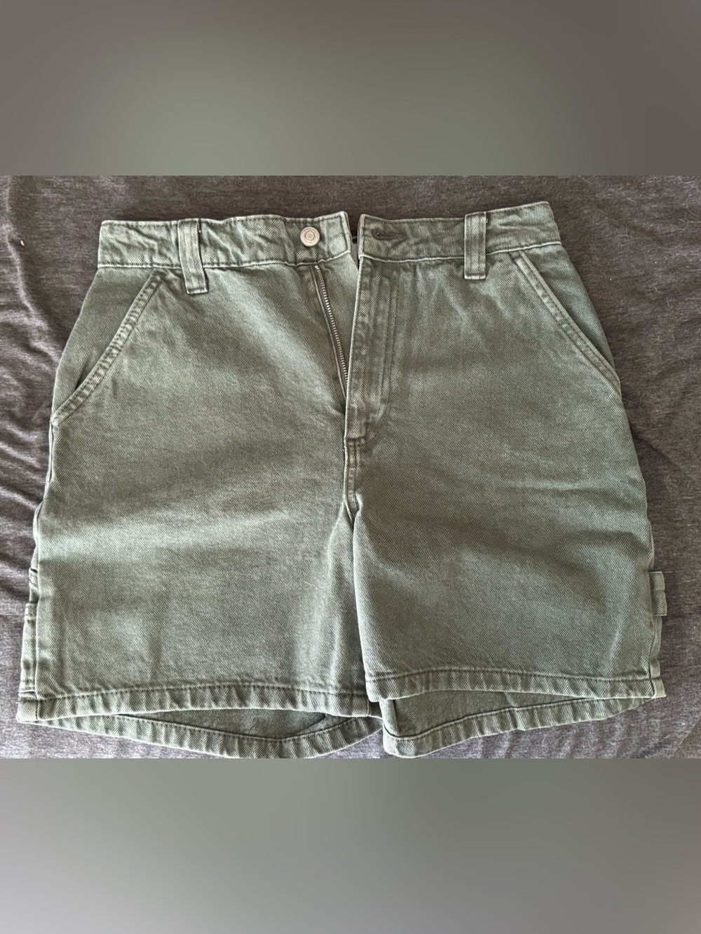 Cotton On Carpenter Denim Short in Sage Green